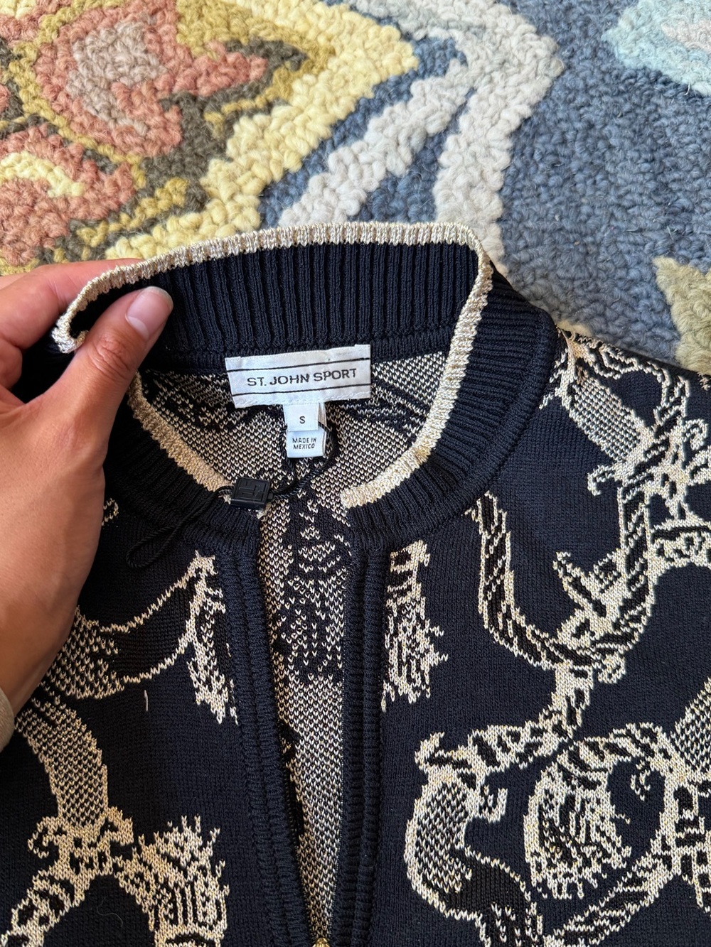 St. John Sport Knit Cardigan Black + Gold Metallic Chain Pattern SZ Small FLAWED - Picture 9 of 9